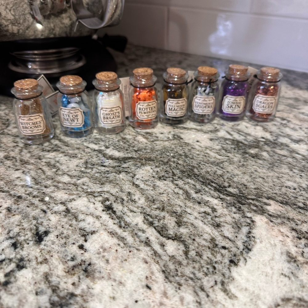 Miniature Potion Bottle Set